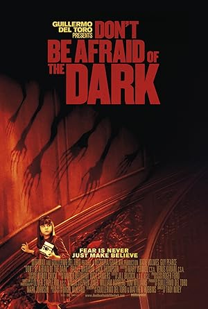 Karanlıktan Korkma izle
